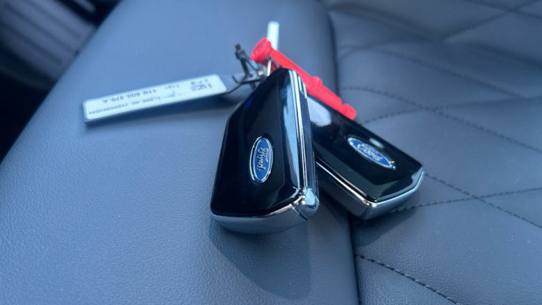 Ford Explorer 210kW Premium 77kWh 5dr Auto Electric Estate